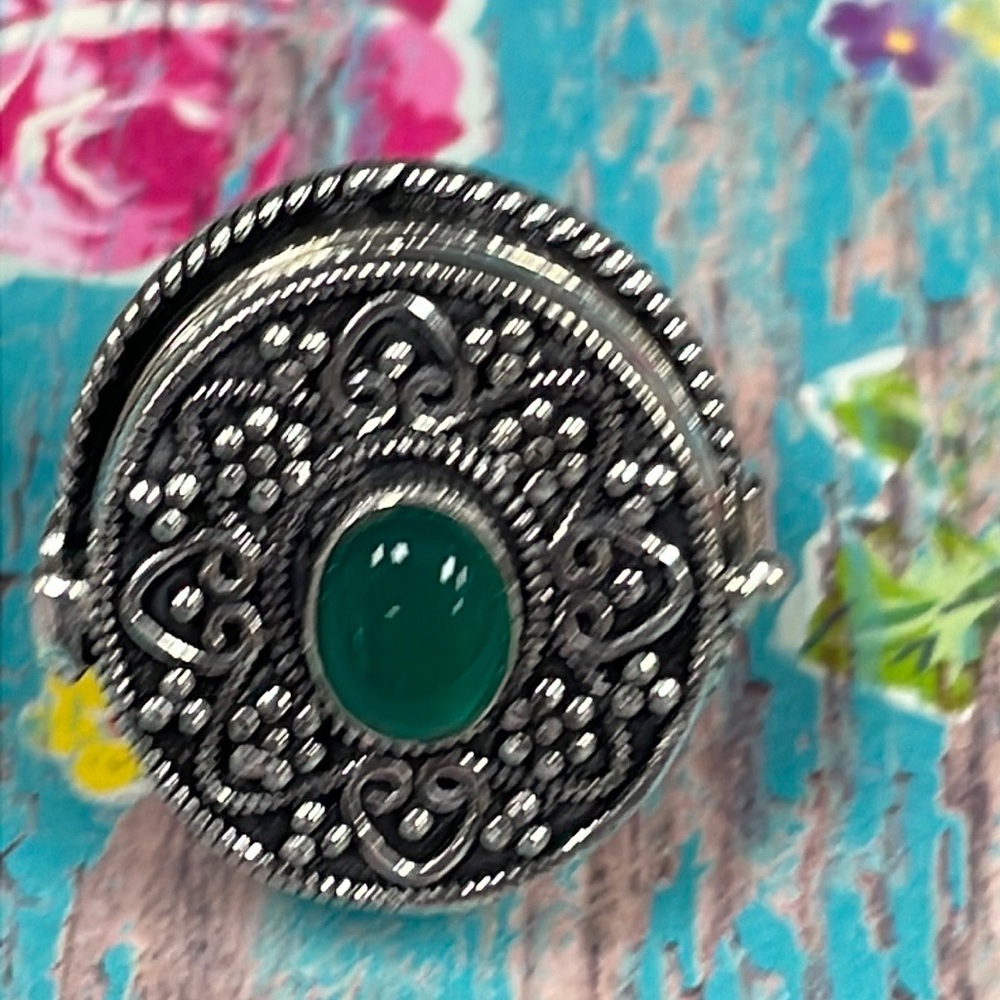 Green Chalcedony Poison Ring - image 2